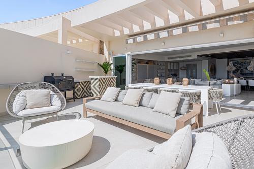 LAS OLAS (93) 1200x800