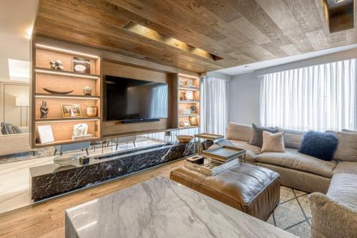 LAURELES 602 (16)-min